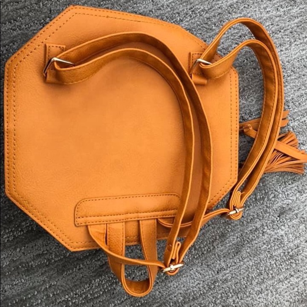 mid backpack